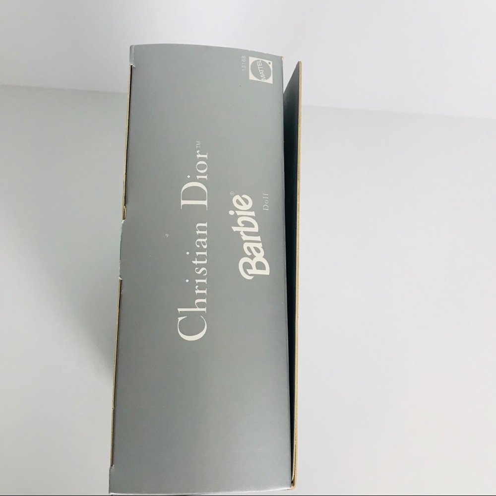 Christian Dior Barbie Collectible Vintage. SOLD - Picture 8 of 8